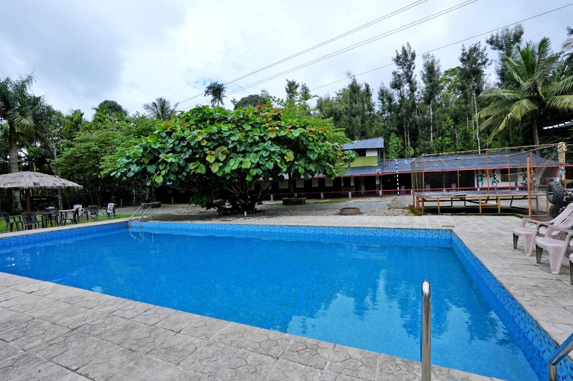 Leisure Homestay - Pool, Boating, Zipline, Home Food, Estate Chikmagalūr Exteriör bild