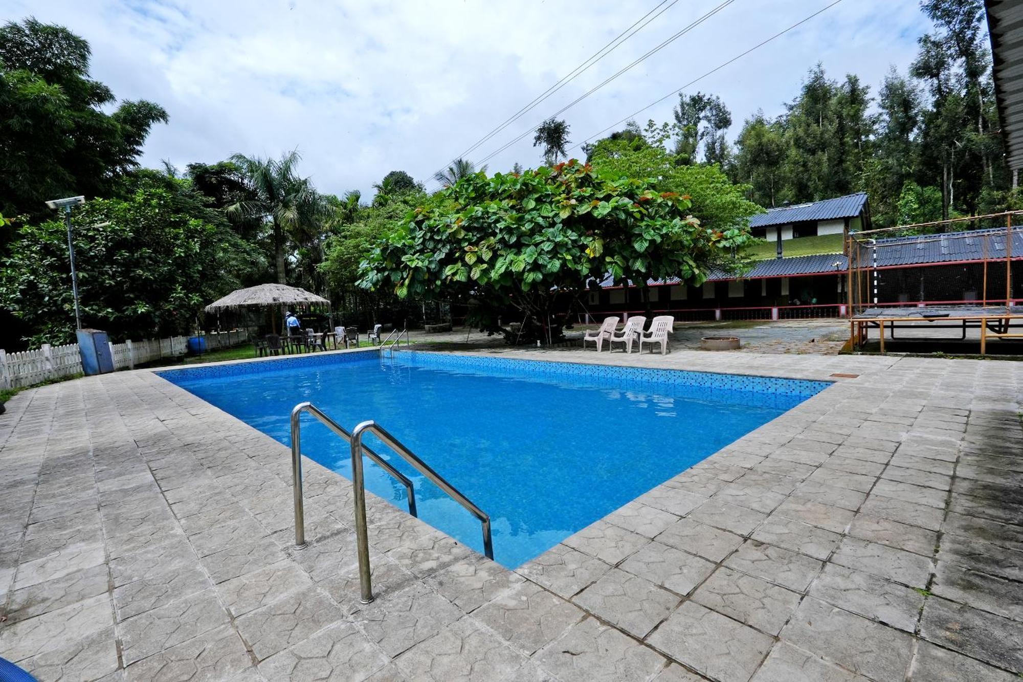 Leisure Homestay - Pool, Boating, Zipline, Home Food, Estate Chikmagalūr Exteriör bild